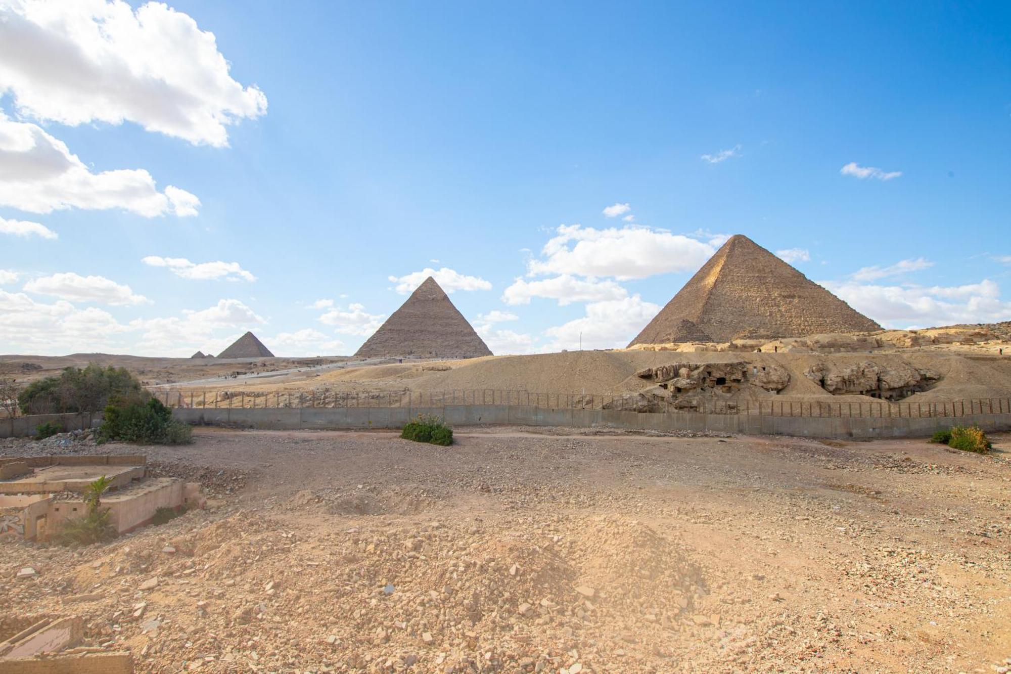 Отель Soul Pyramids View Kafrat al Jabal Экстерьер фото